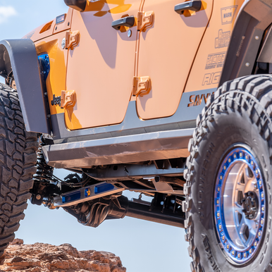 Weld-on Jeep Gladiator JT rock sliders for hardcore off-road and rock crawling