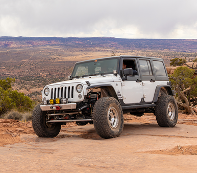 Jeep JK aluminum front bumper with replaceable skin