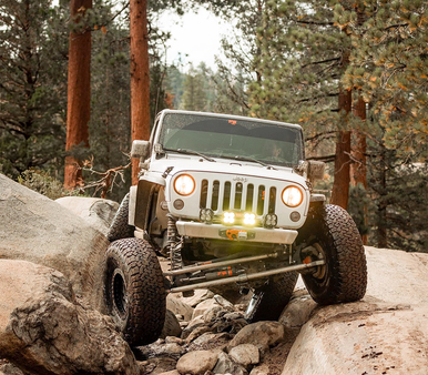 Jeep JK front bumper high clearance