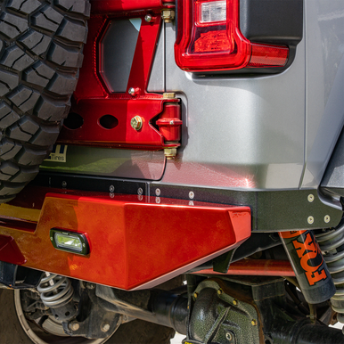 high-clearance Jeep JL bumper with D-Ring mounts
