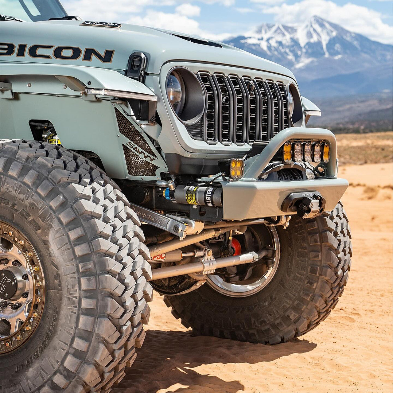 Complete Jeep Wrangler JLU armor kit with Savvy LEGACY 6061 front bumper, rear bumper, sliders, trim kits, spare tire delete, and inner fenders