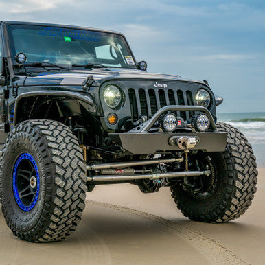 Savvy high-strength Jeep JK bumper for overlanding