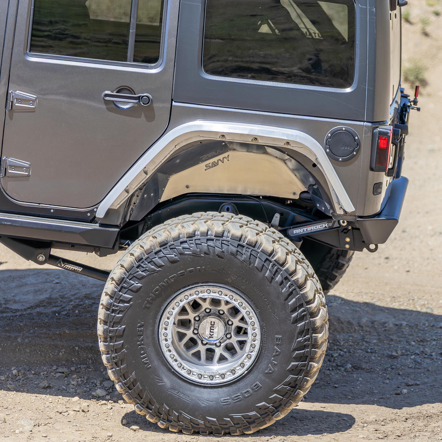 JKU rear fender clearance