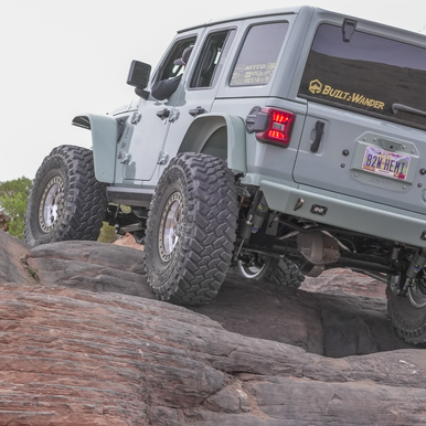 Jeep 392 JL rear bumper and spare tire delete