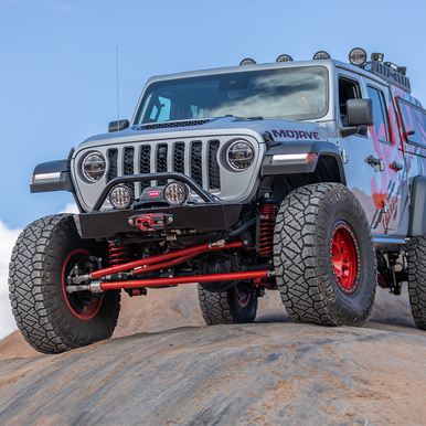 Savvy Krawler Lite rock sliders for Jeep Gladiator with multi-use functionality