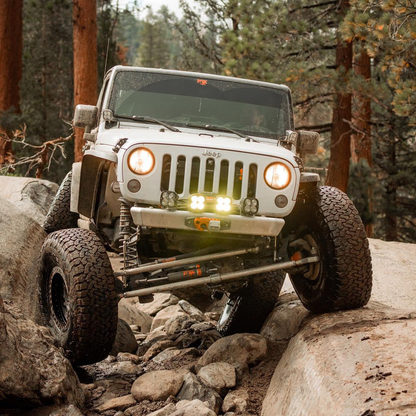 Jeep JKU rock crawling bumper No Hoop 