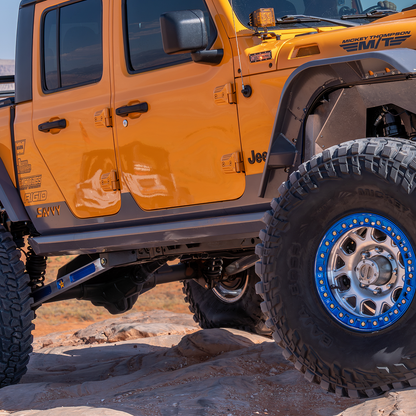 Savvy Offroad aluminum rocker trim kit full rocker panel coverage on Jeep Gladiator JT, trail-ready protection