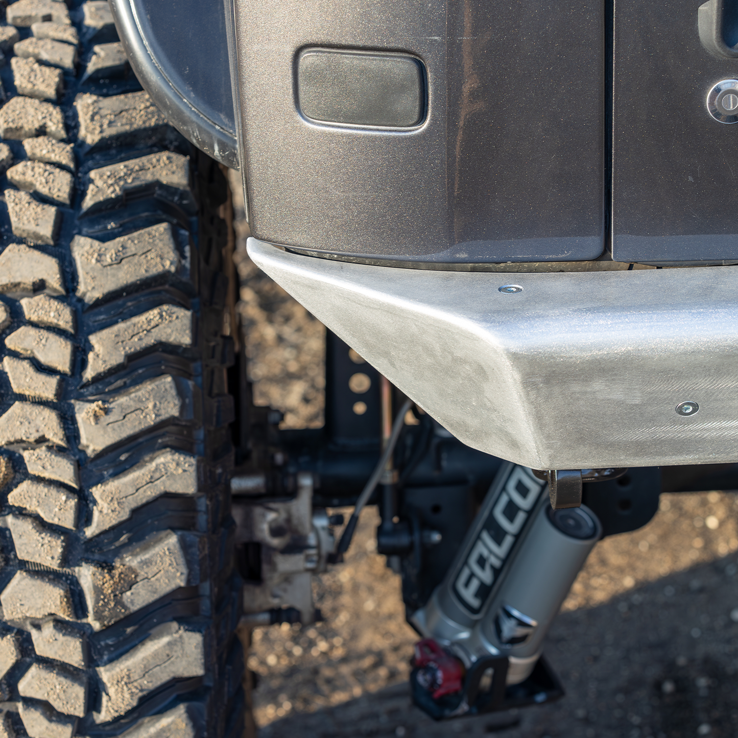 Lightweight high-clearance rear bumper for Jeep JK and JKU