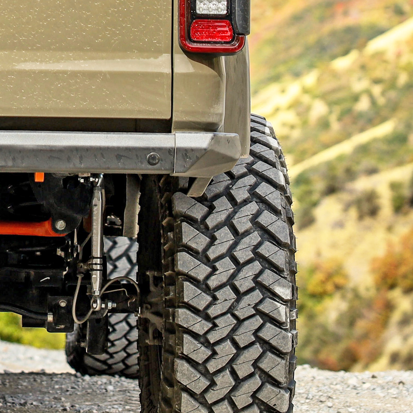 Savvy LEGACY BIG 10 rear bumper for Jeep Gladiator JT with up to 10 inches of added clearance