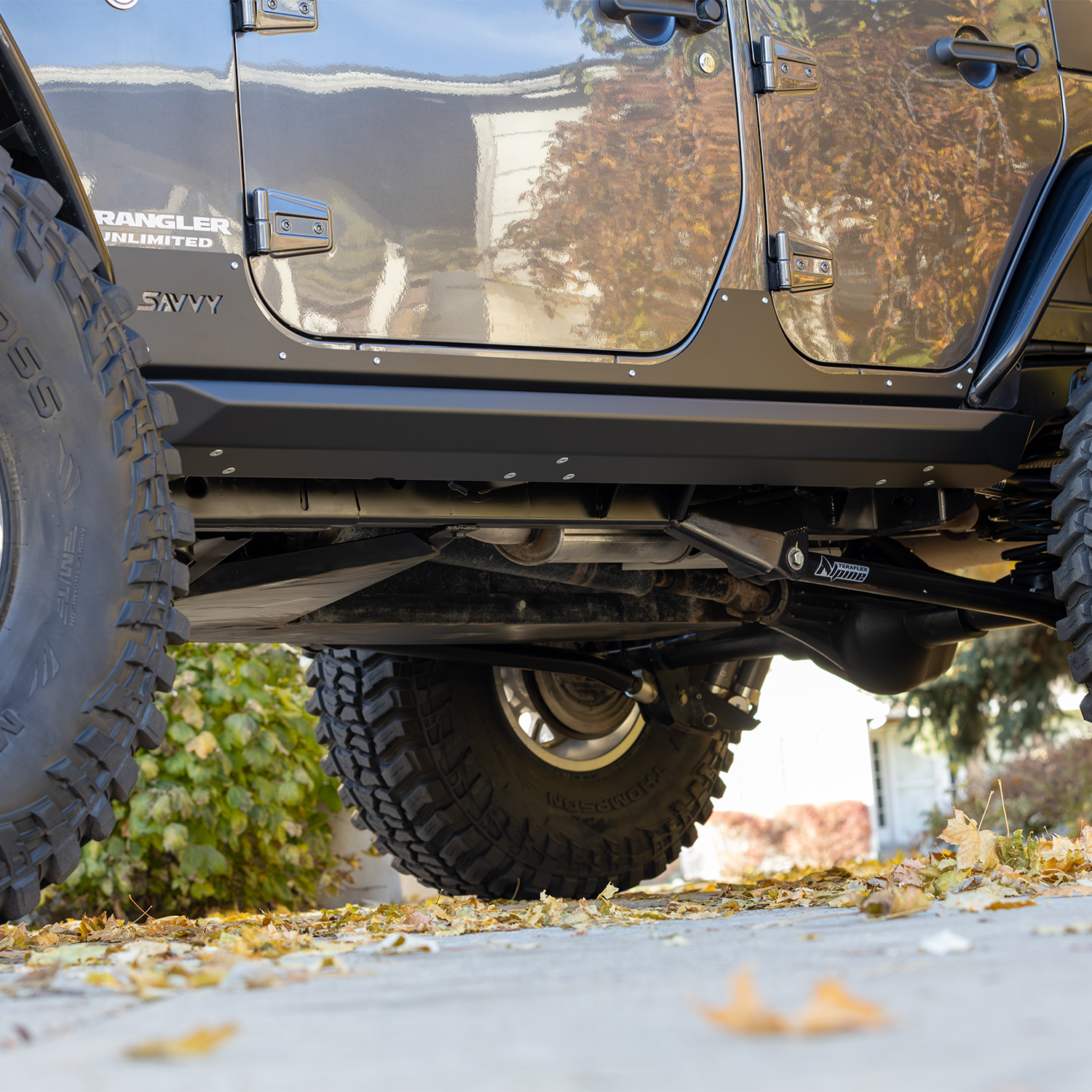 Savvy Offroad Krawler Lite weld-on rock sliders on 2007-2018 Jeep Wrangler JKU, high-clearance rocker panel protection raw steel