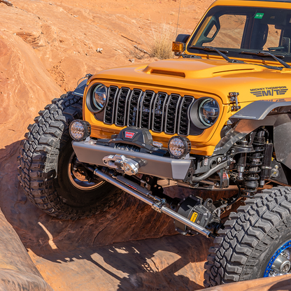 Jeep Wrangler JL/JLU with Savvy LEGACY 6061 aluminum front bumper without hoop installed