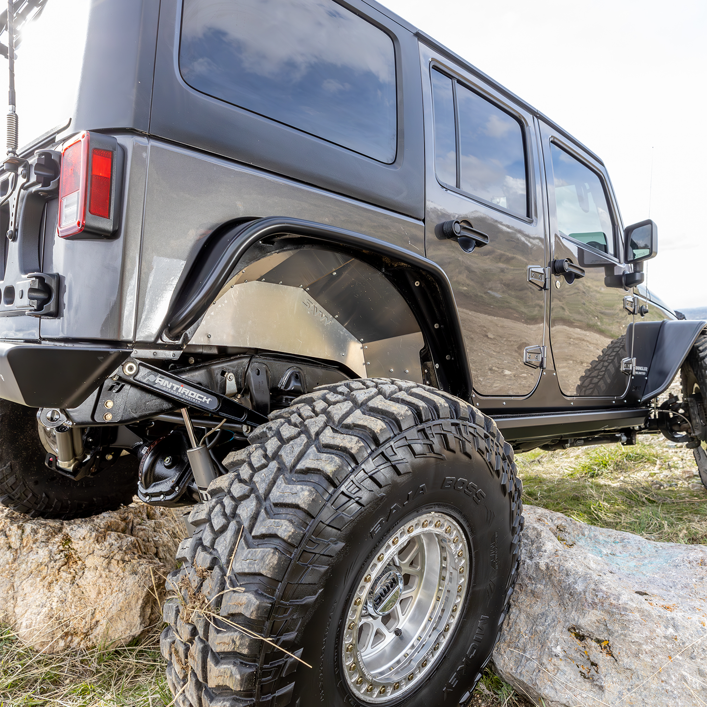 Savvy Offroad high clearance aluminum rear inner fenders on 2007-2018 Jeep Wrangler JK JKU, 40 inch tire clearance raw aluminum