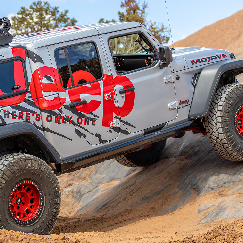 bolt-on rock sliders for Jeep Gladiator JT with replaceable outer skins