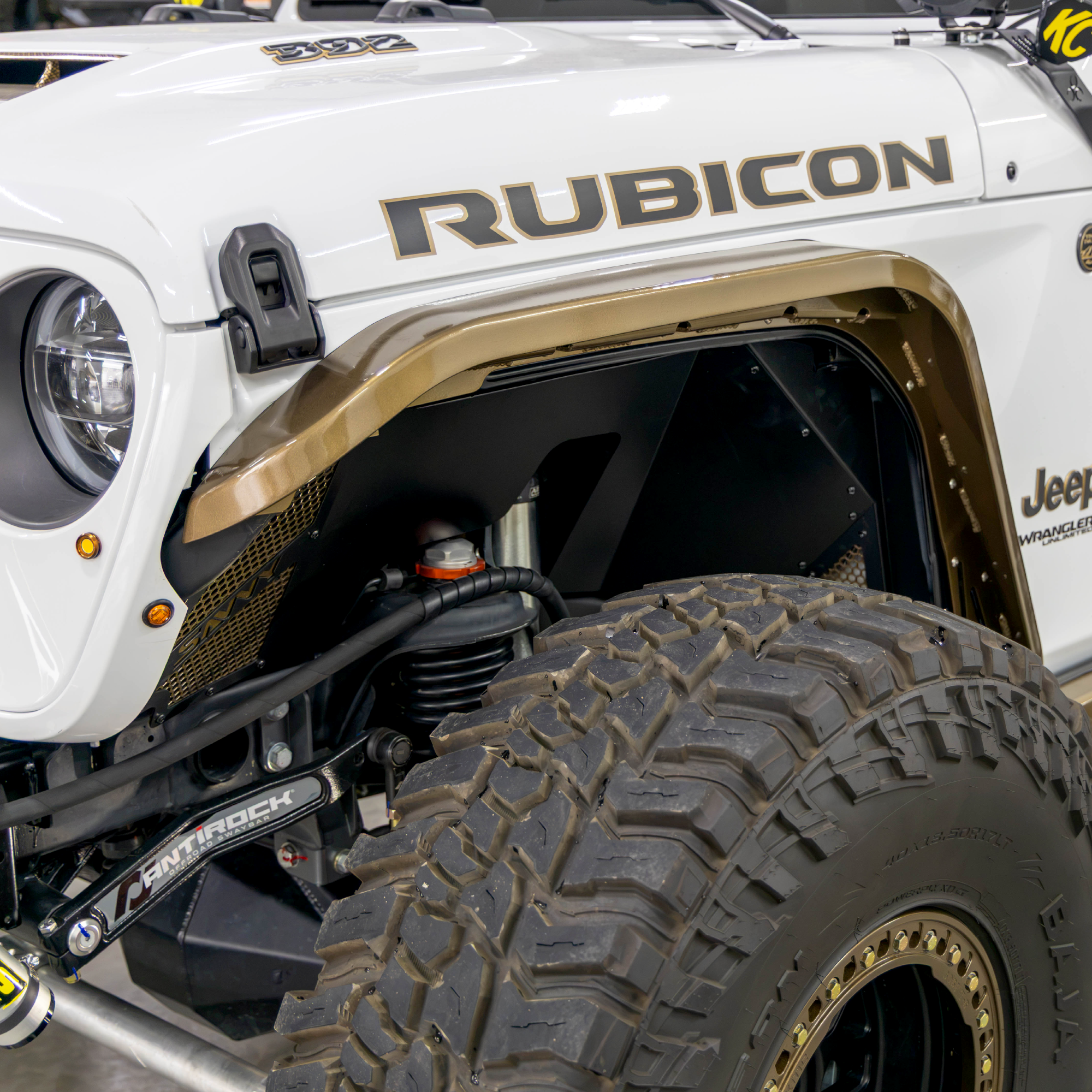 Jeep Wrangler JL front highline fenders providing clearance for large off-road tires