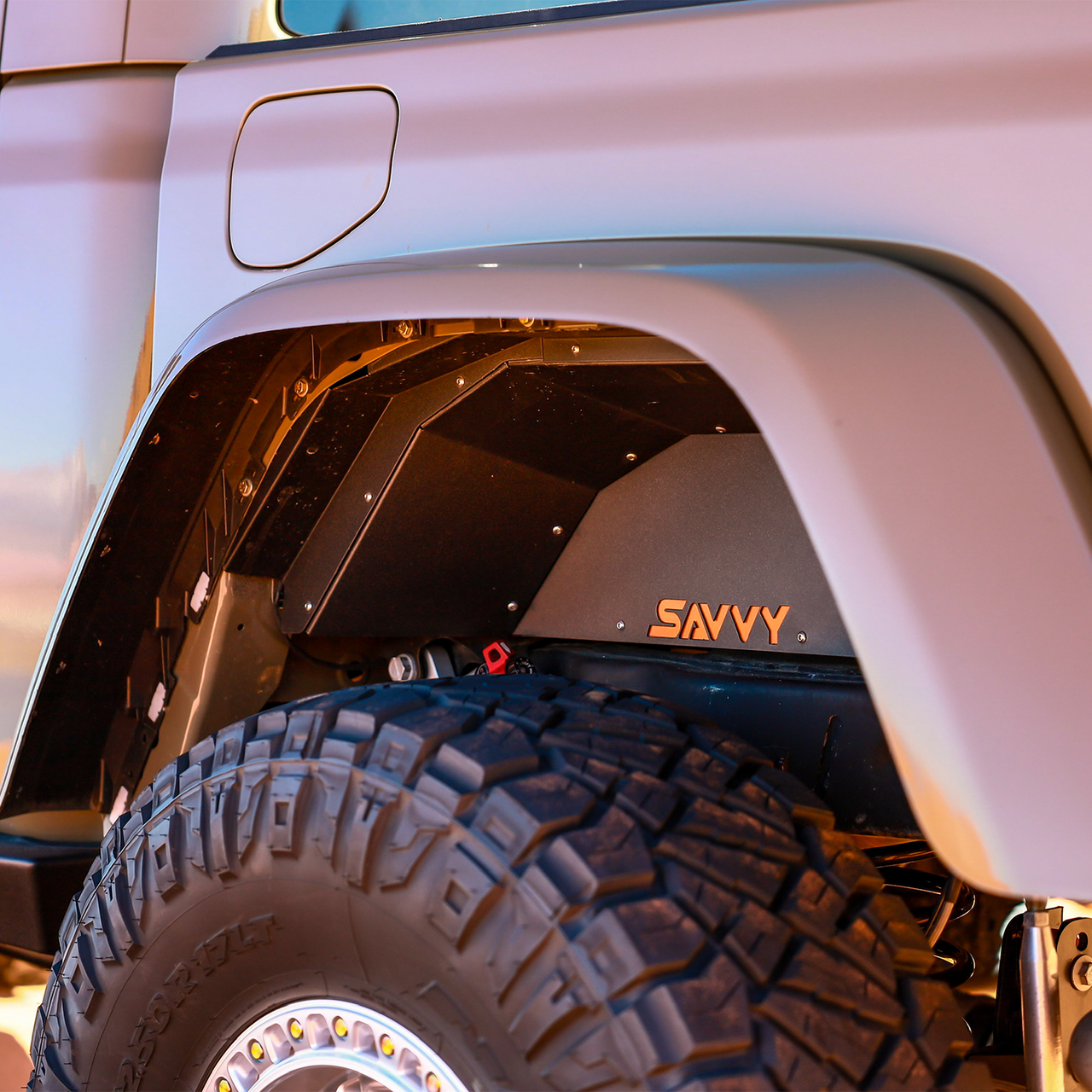 Savvy high-clearance aluminum rear inner fenders for Jeep Gladiator JT with wiring and fuel line protection for 40 inch tire setups