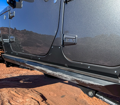 Savvy 6061 aluminum rocker armor trim kit for 2007-2018 Jeep Wrangler JKU with lightweight rocker protection