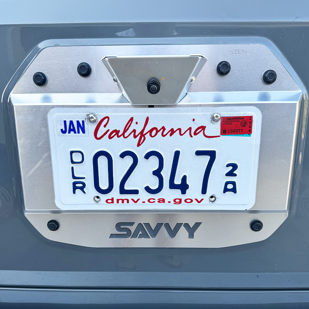 Savvy aluminum spare tire delete for Jeep JL and JLU with backup camera mount, chase light mount, and high-clearance rear profile
