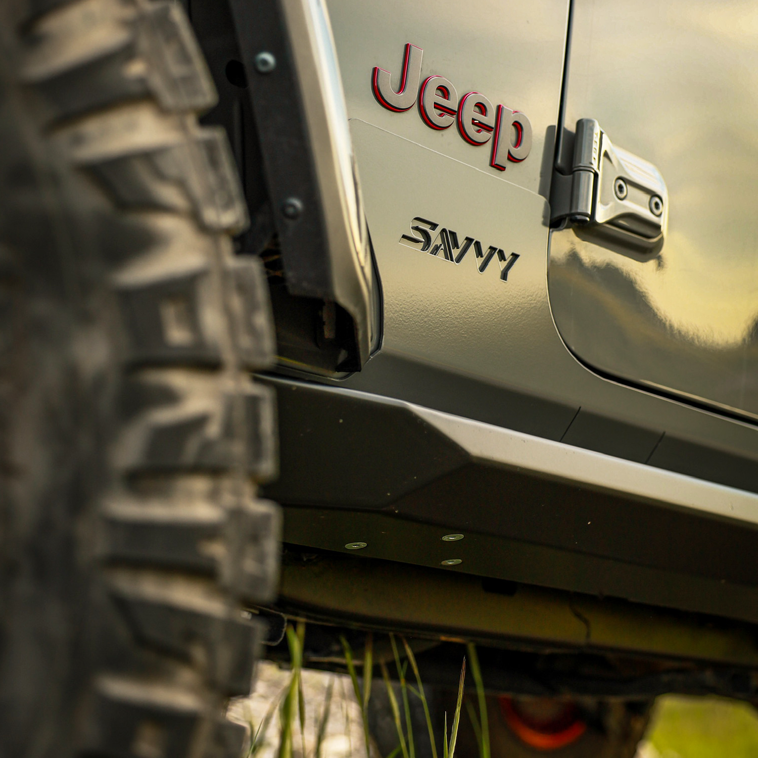 Savvy 6061 aluminum rocker armor trim kit for 2018-2026 Jeep Wrangler JLU with high-clearance body protection