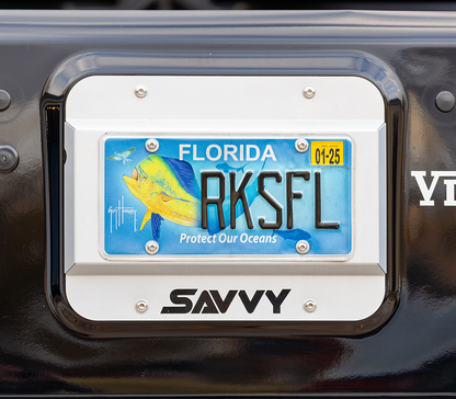 Savvy Offroad 11-gauge 5052 aluminum spare tire delete with integrated license plate mount and ORO LED light compatibility on 2007–2018 Jeep Wrangler JKU