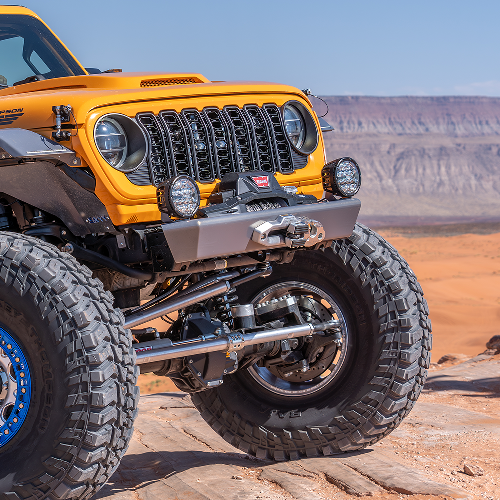 Savvy Offroad LEGACY 6061 aluminum front bumper without hoop featuring high-clearance low-profile design and integrated winch plate on Jeep Wrangler JL/JLU