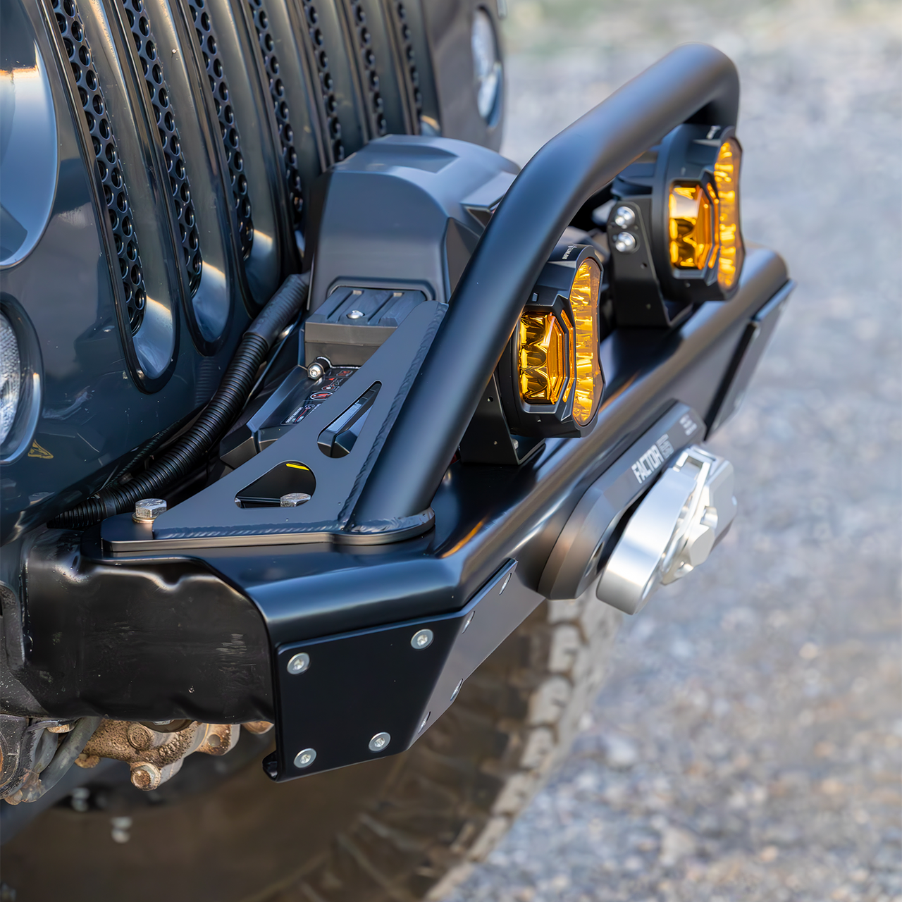 Savvy Offroad LEGACY 6061 aluminum front bumper with hoop featuring 8-pound aluminum skin, 3/16-inch steel winch plate, and high-clearance low-profile design on 2007–2018 Jeep Wrangler JKU